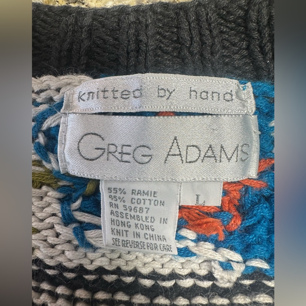 Colorful V-Neck Sweater - Picture 5 of 11